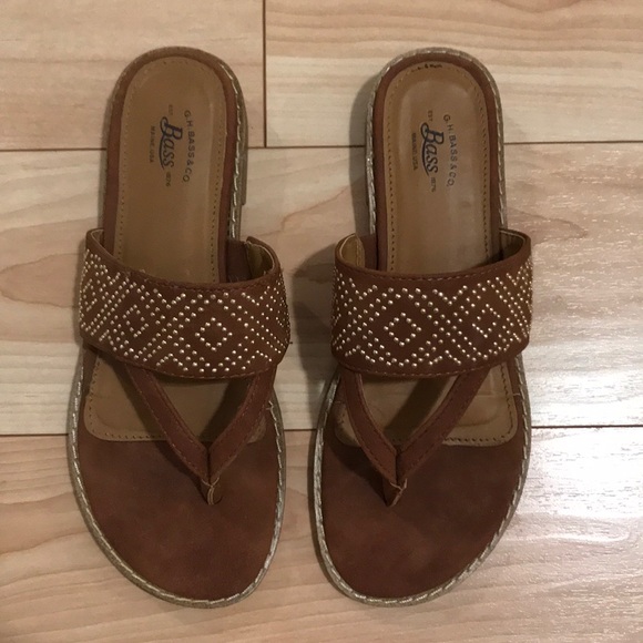 bass leather flip flops